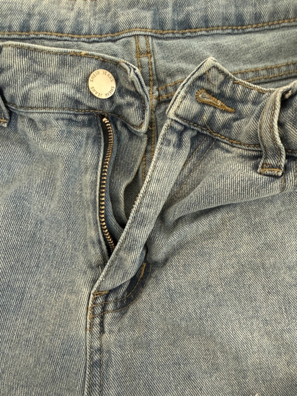 SHEIN Celestial Sun Moon Patch Denim Shorts Size Large Distressed Cutoff Shorts - Picture 4 of 8